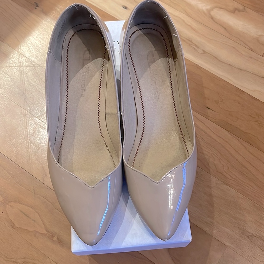 Women’s Chinese laundry nude wedge heels